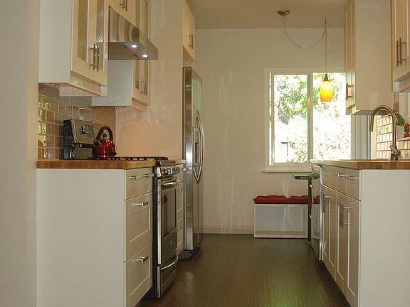 4th image of 1106 W Teresa St