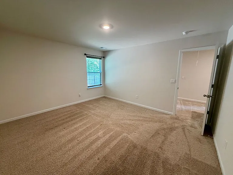 220 Roper St — Photo 25