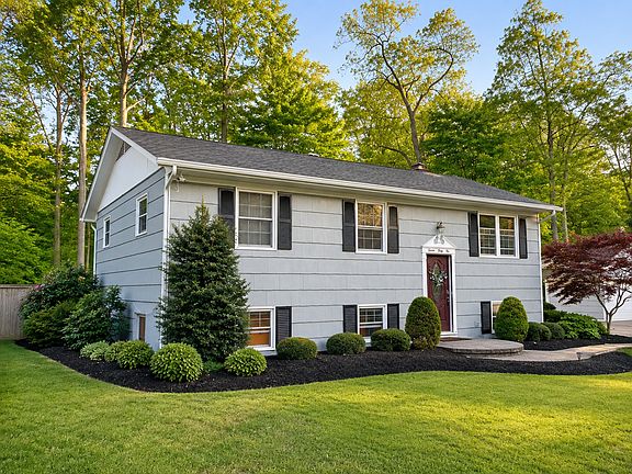 2nd image of 1531 Patuxent Manor Rd