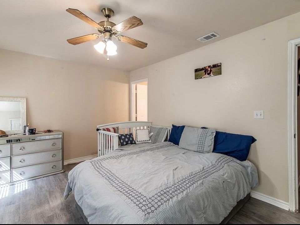 1st image of 125 Yegua Cir #125