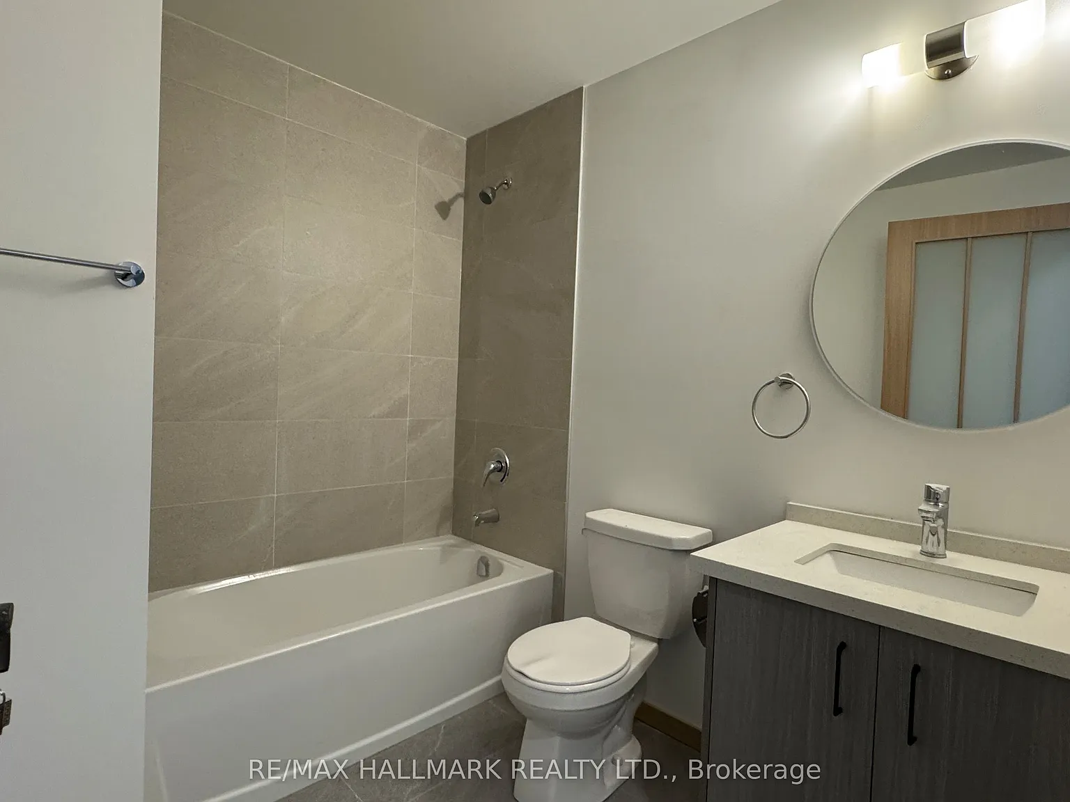 2 bed, $2,300 — Photo 4
