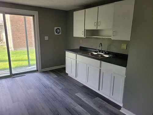 Floor plan 1679-D