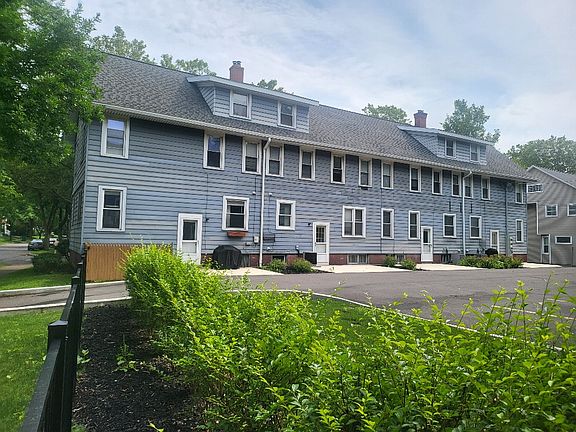 3rd image of 101 Harvard St