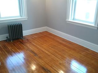 58 Chatham St APT 2, Worcester, MA 01609