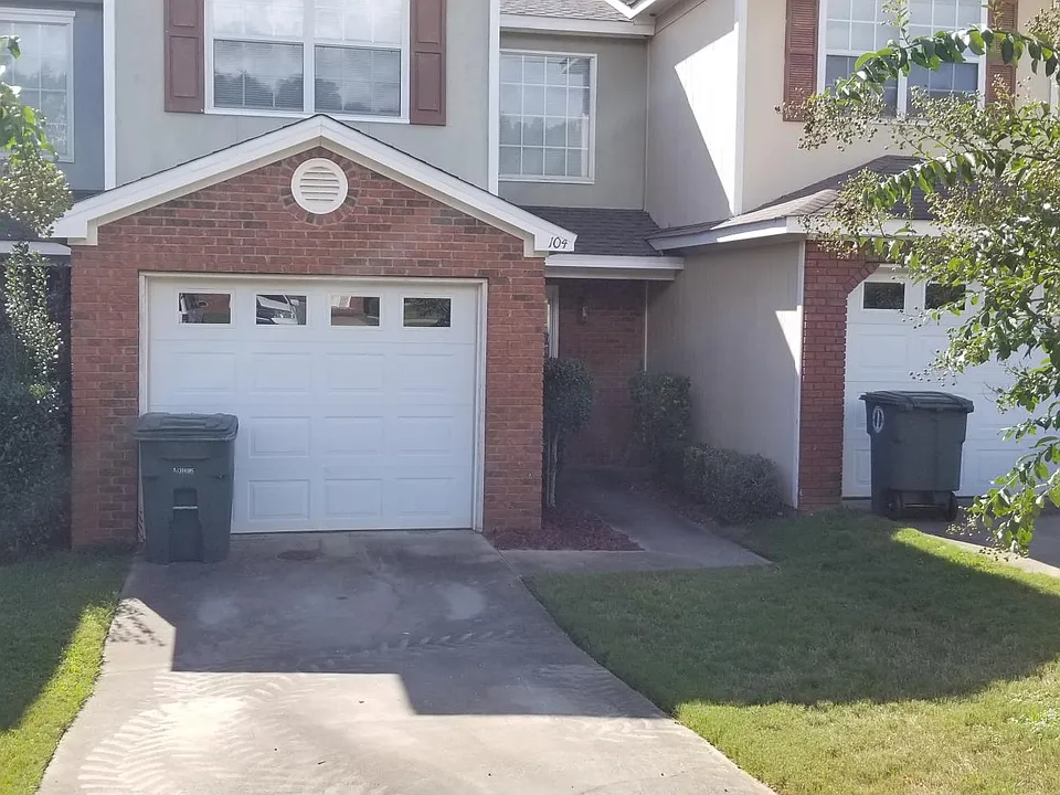 102 Baldwin Dr