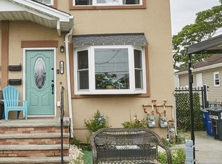 561 Beach 43rd St, Far rockaway, NY