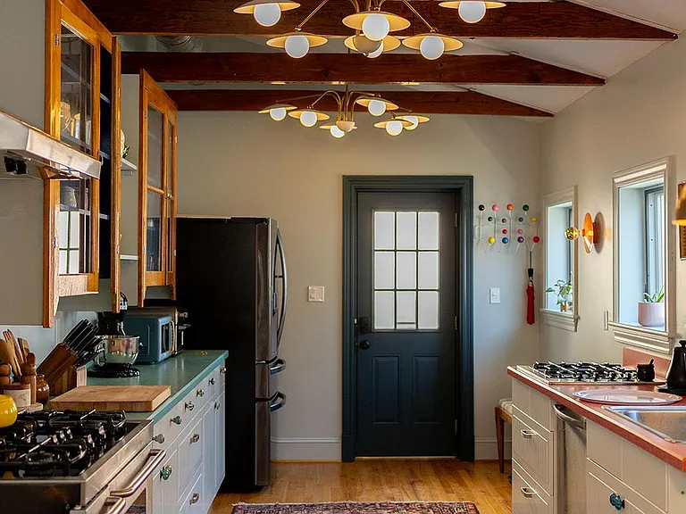 Check out our retro vibes and cook a multi course meal or just your morning oatmeal.