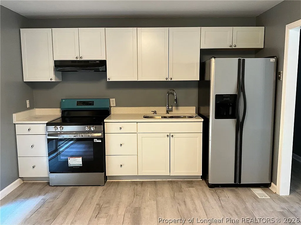 4 bed, 2.0 bath, 1456 sqft, $1,700 — Photo 4