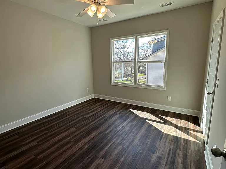 119 W Rossview Rd #2-I — Photo 7