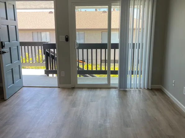 CJR - Housey Housey, 951 N Vulcan Ave #G, Encinitas, CA 92024