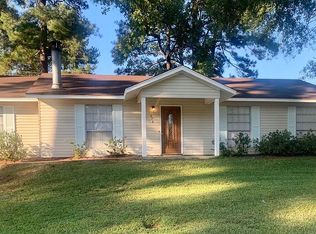 670 Randall Cir, Pearl, MS 39208