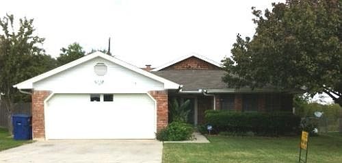 1st image of 118 Saddle Dr