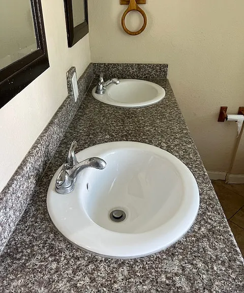 1530 E Broadway #106 — Photo 15