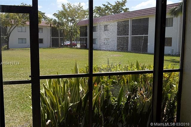 1st image of 16280 Laurel Dr #103