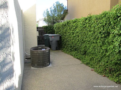 5th image of 5600 Onyx Dr