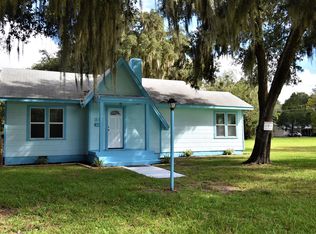 317 Chestnut St, Crescent City, FL 32112