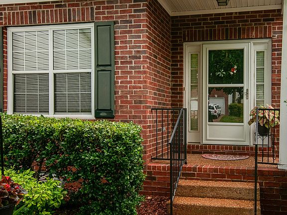 3rd image of 2131 Melody Dr