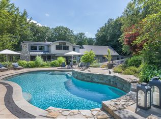 6 Enchanted Ln, Westbrook, ME 04092