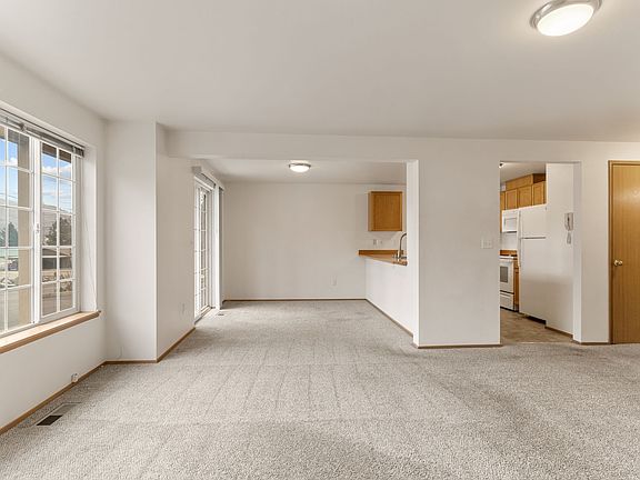 3rd image of 1011 N Baker Ave APT A