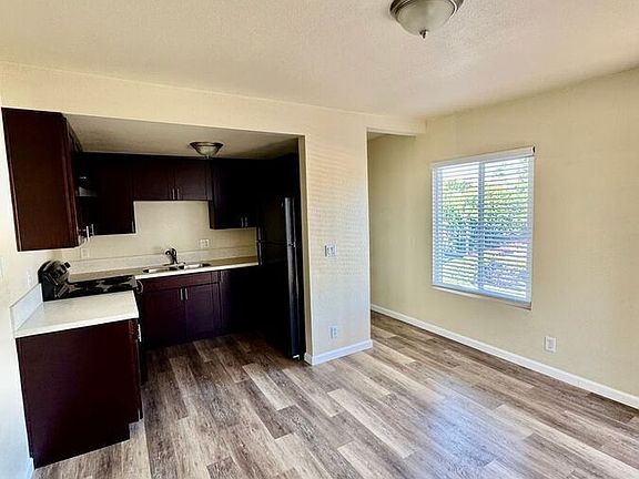 4th image of 4201 51st St #22