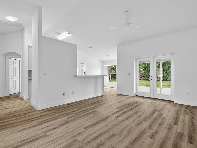 70 Ryan Dr — Photo 11