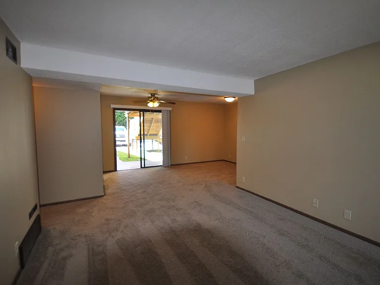 3535 Vine St — Photo 14