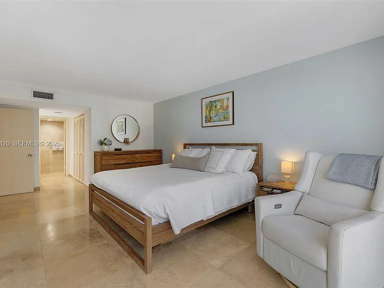 1915 Brickell Ave #1407 — Photo 16