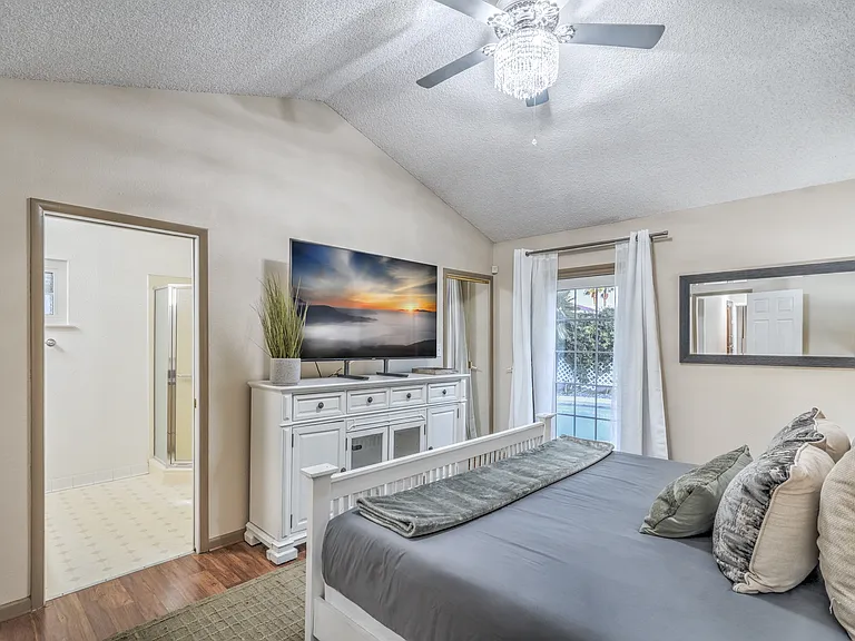 3445 Toquima Cir — Photo 18