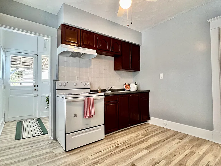 Kitchen Staged