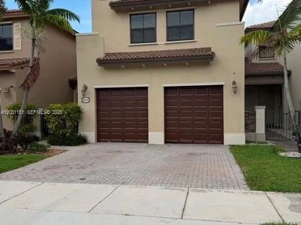 8892 SW 229th St, Cutler Bay, FL 33190