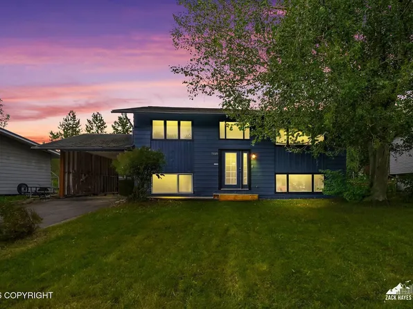 7020 Altoona Dr, Anchorage, AK 99502