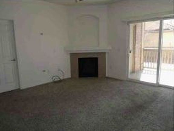 Additional Living Room