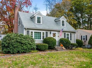 100 Barrett St, Needham, MA 02492