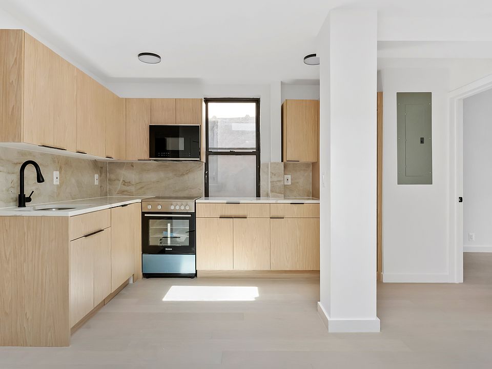 1st image of 310 E 12th St APT 5H