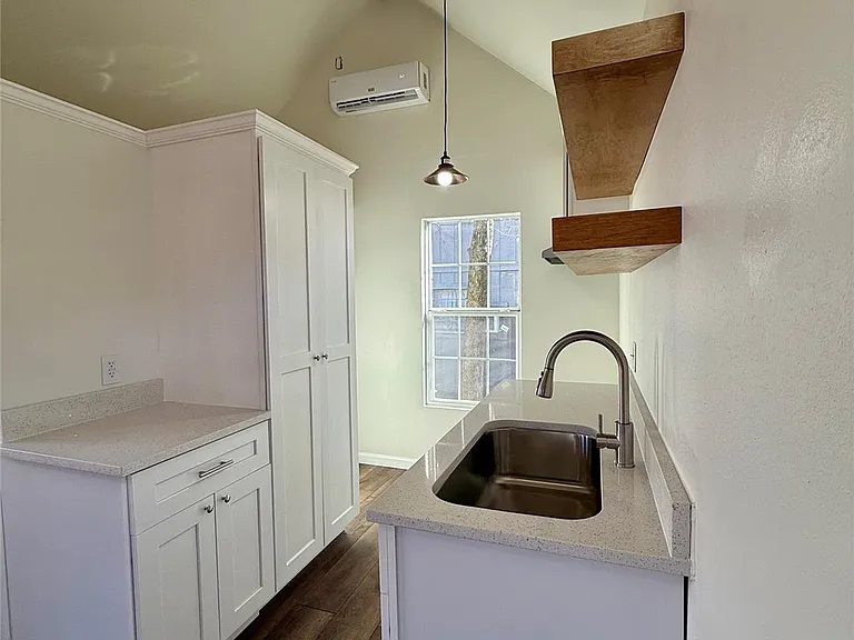 465 Impala Dr — Photo 6