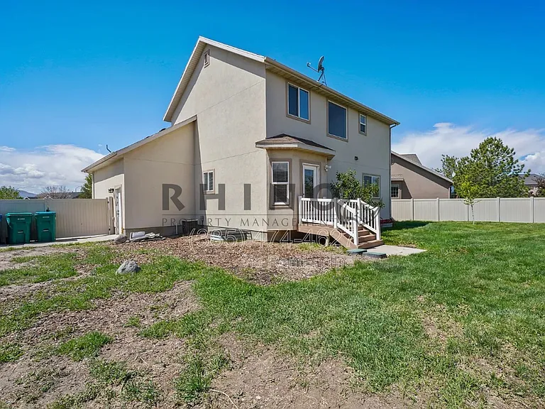 2230 N 2270th St W — Photo 20