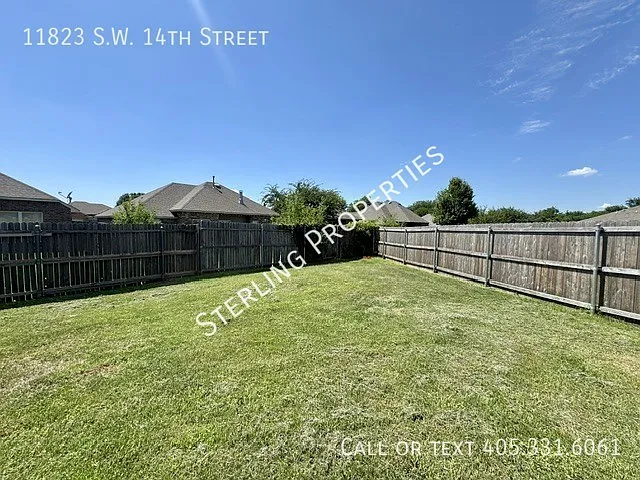 11823 SW 14th St — Photo 25