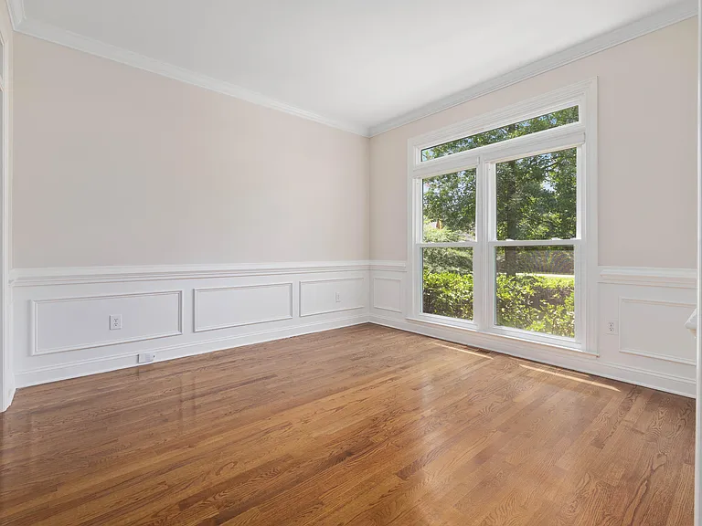 1204 Wynnwood Ct — Photo 17