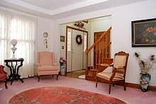 4th image of 4007 Beaumont Est