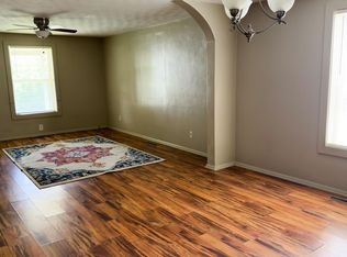 404 N Van Buren St, West Frankfort, IL 62896