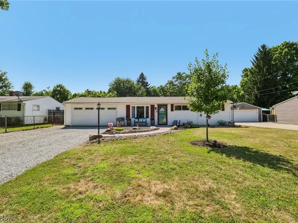 2915 Denny Rd, Ravenna, OH 44266
