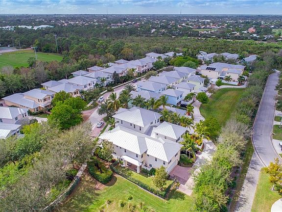 3rd image of 1531 SW Prosperity Way