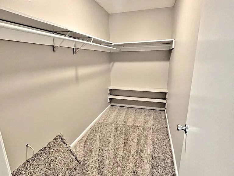 Avalon Cove Townhomes — Photo 51