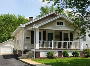 2204 Holmes Ave, Springfield, IL 62704