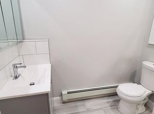 136 Avenue F #3, Bayonne, NJ 07002