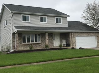 125 Red Barn Rd, Matteson, IL 60443