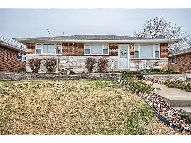8204 Weimar Dr photo 1