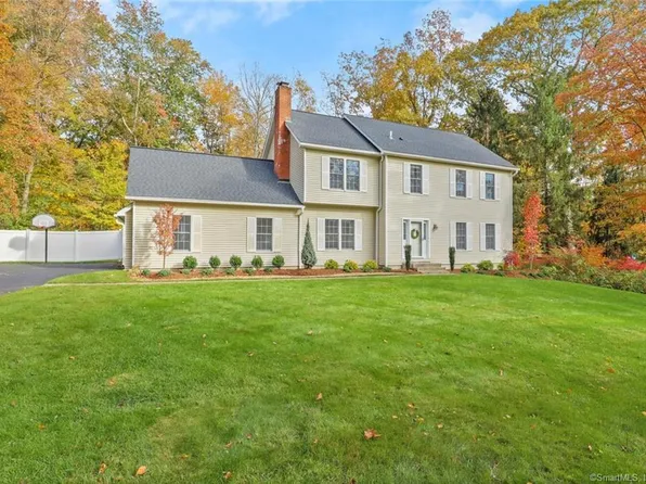 34 Rita Drive, New Fairfield, CT 06812