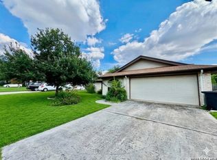 8006 Harper Valley St, San Antonio, TX 78233