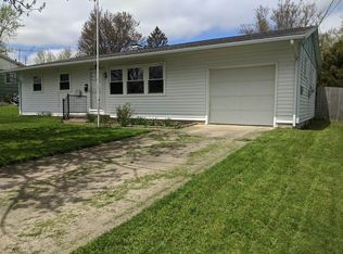 1010 Priscilla Ln, Ashland, OH 44805
